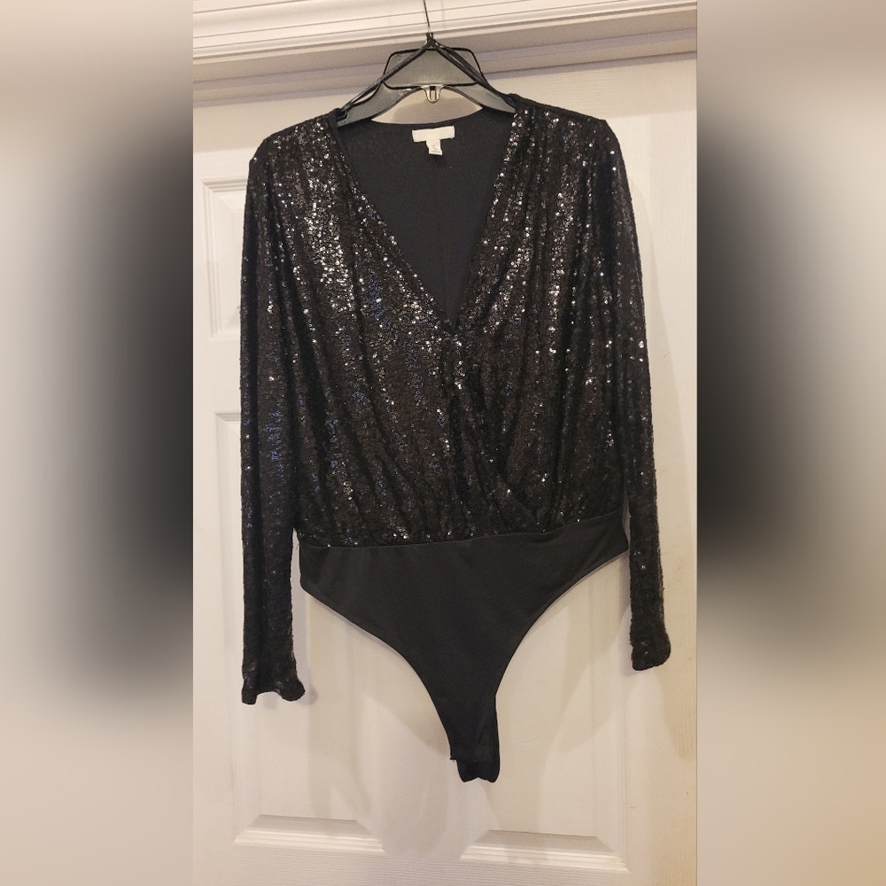 Elegant Black Sequin Bodysuit H&M SIZE L